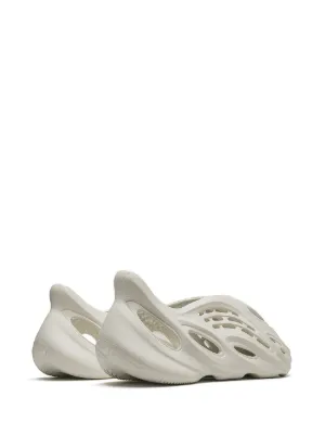 Adidas YEEZY Foam Runner ´Ararat´