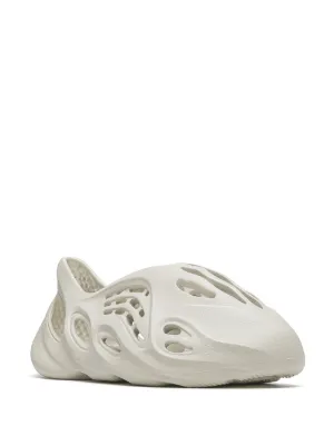 Adidas YEEZY Foam Runner ´Ararat´